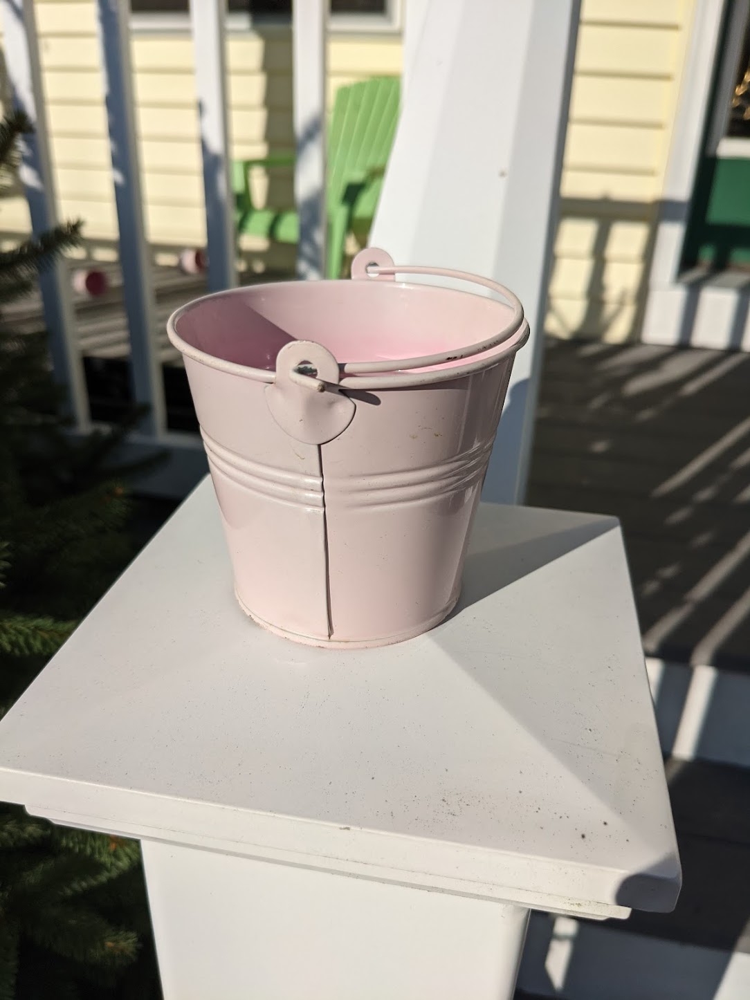 Bucket with background